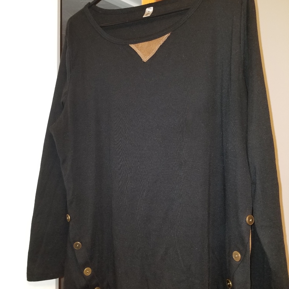 Long sleeve black shirt